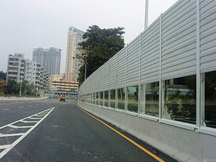 顺义公路声屏障的结构组成及特点